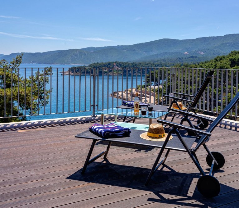 Villas Hvar Hero Image