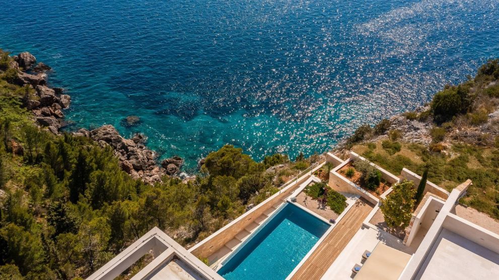 Villas Hvar Hero Image