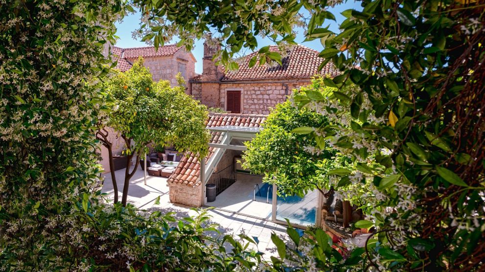 Villas Hvar Hero Image