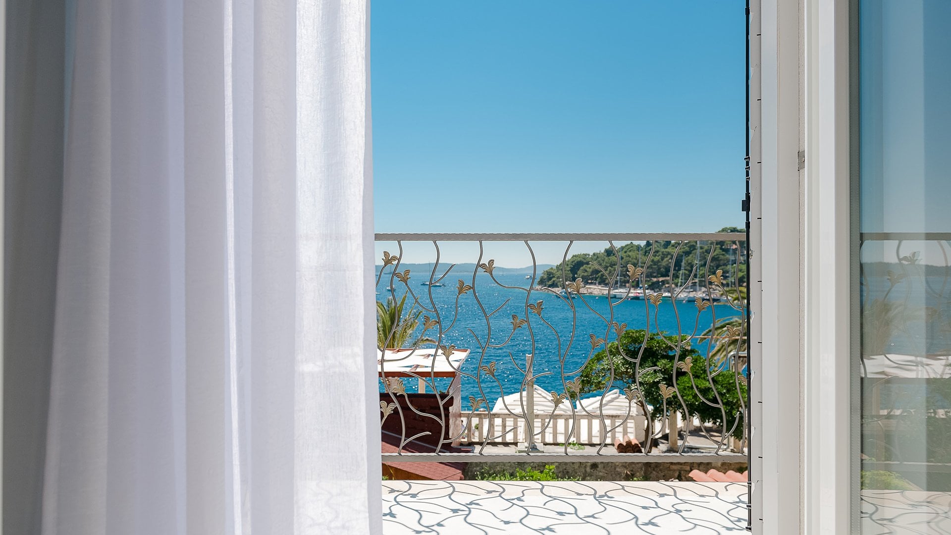 villa uranus hvar 14 people villa uranus