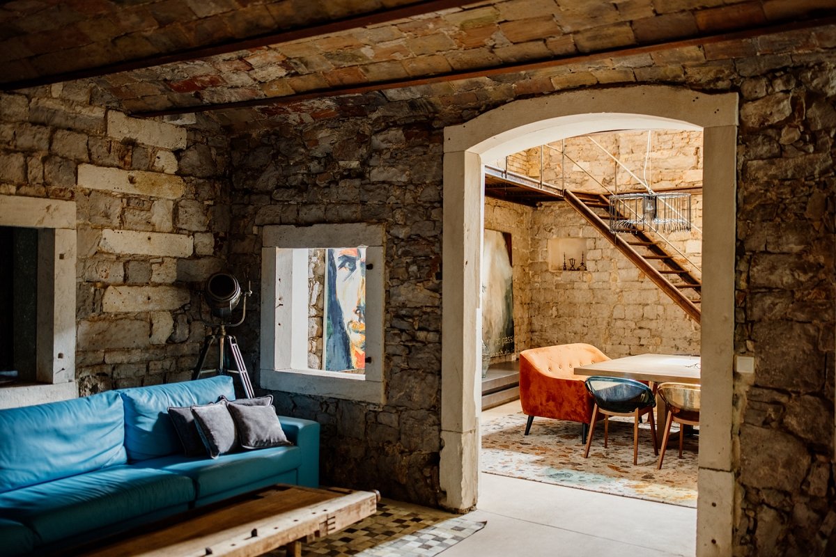 villa geras 12 people jelsa villa geras